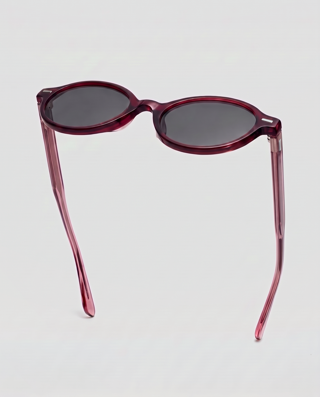cabana lentes de sol freddi, colgando