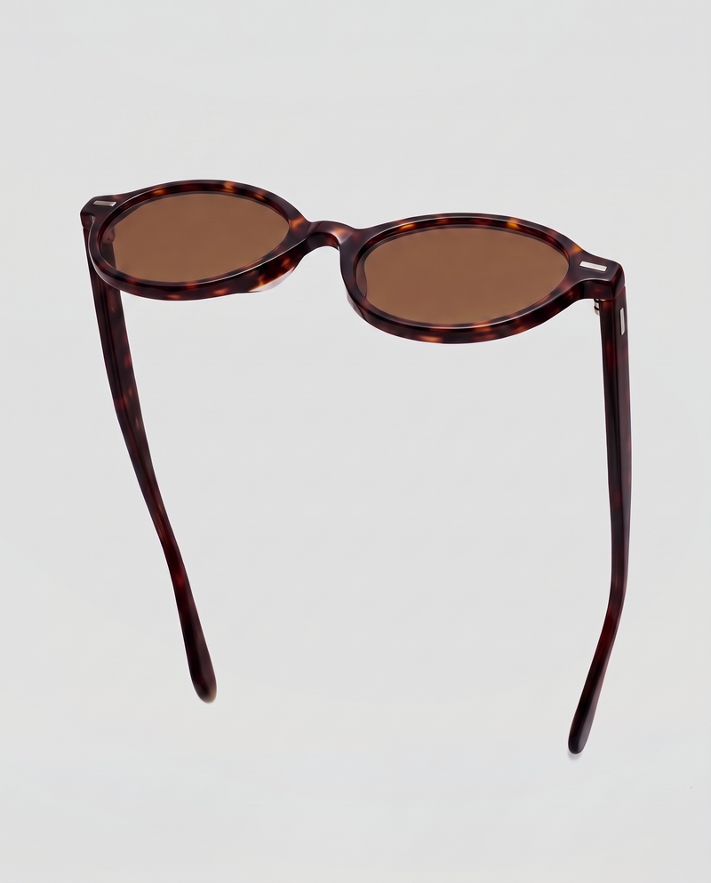 caramel lentes de sol freddi, colgando