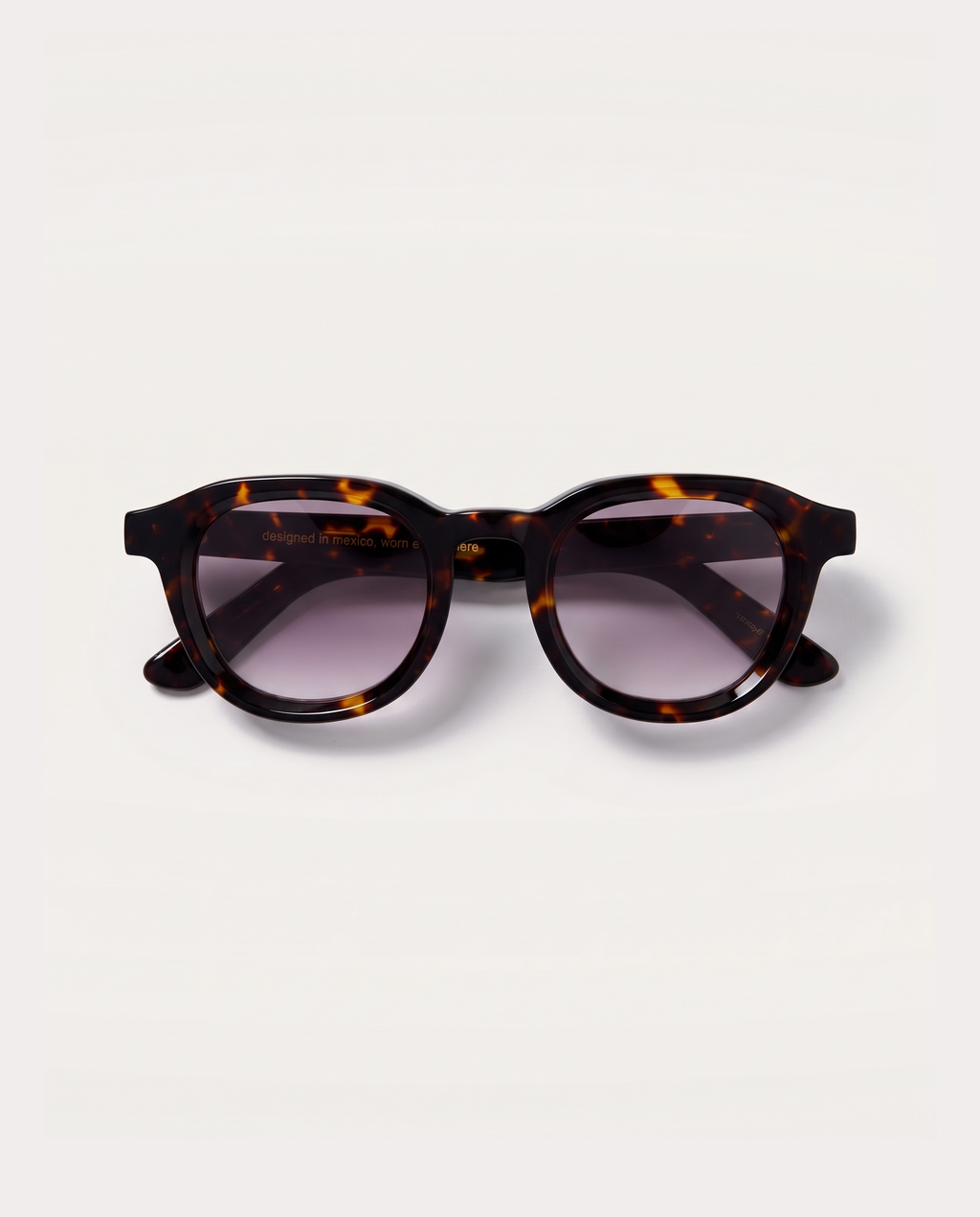 lentes de sol freddi negroni (xl), acetato carey oversize, vista superior plegados