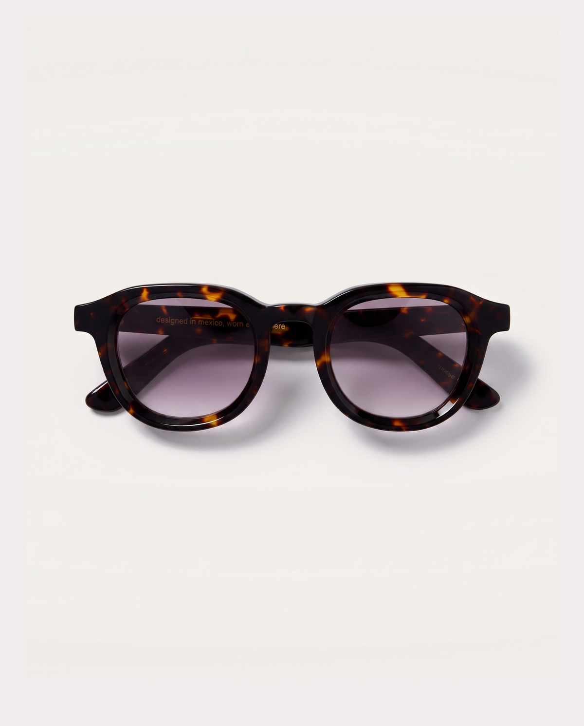 lentes de sol freddi negroni (xl), acetato carey oversize, vista superior plegados